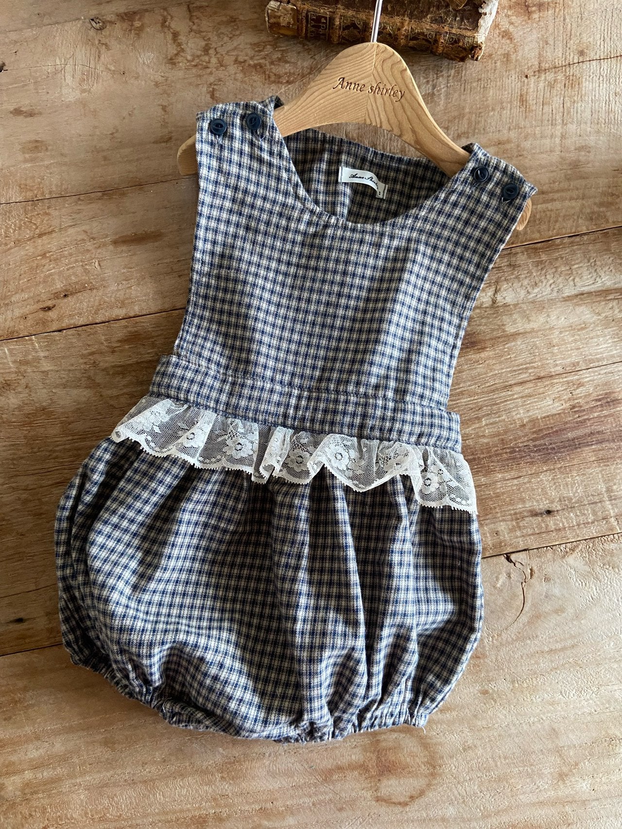 Chris Romper-Anneshirley-3
