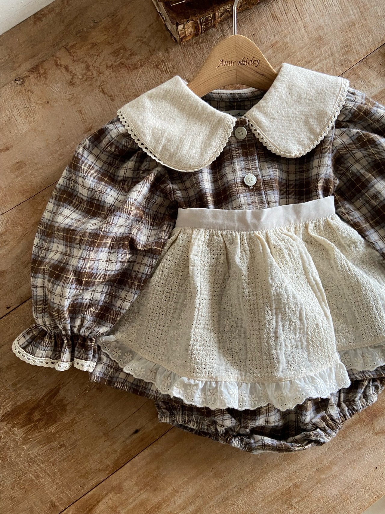 Annie Apron-Anneshirley-42