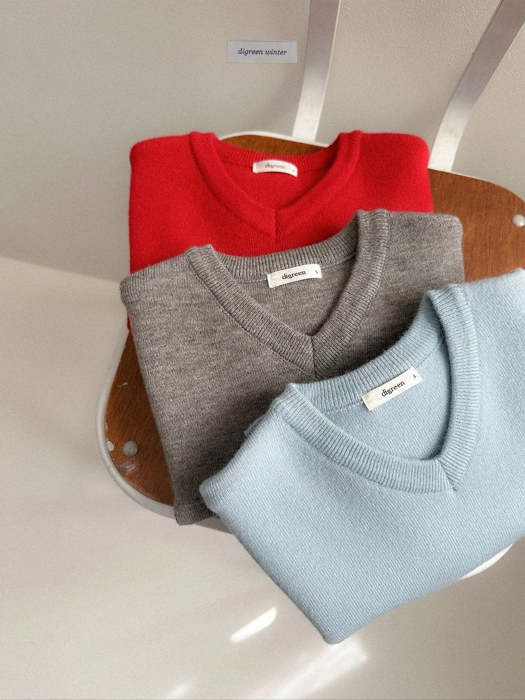 Cozy V-Neck Knit-digreen-35