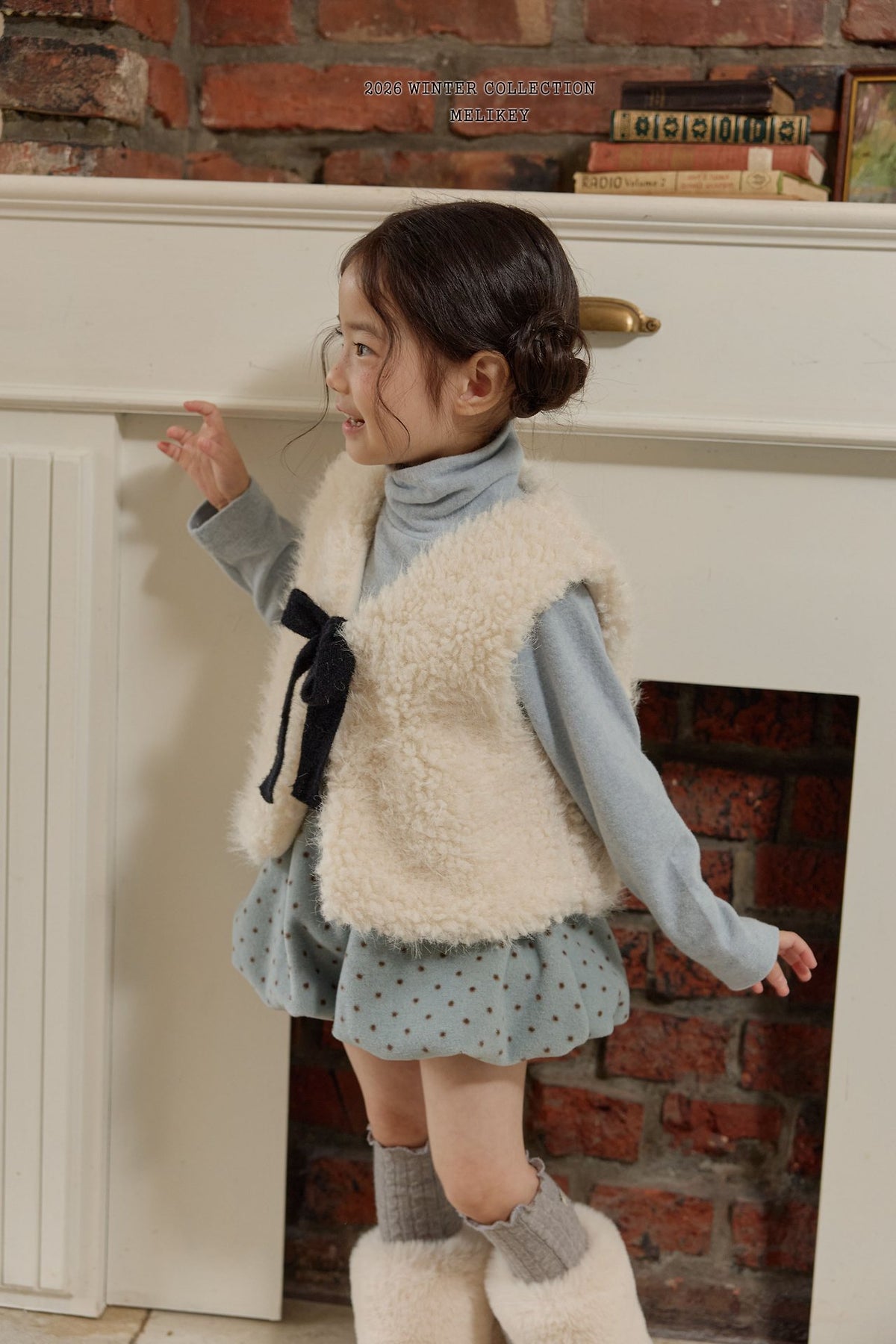 Cloud Fur Vest-Melikey-47