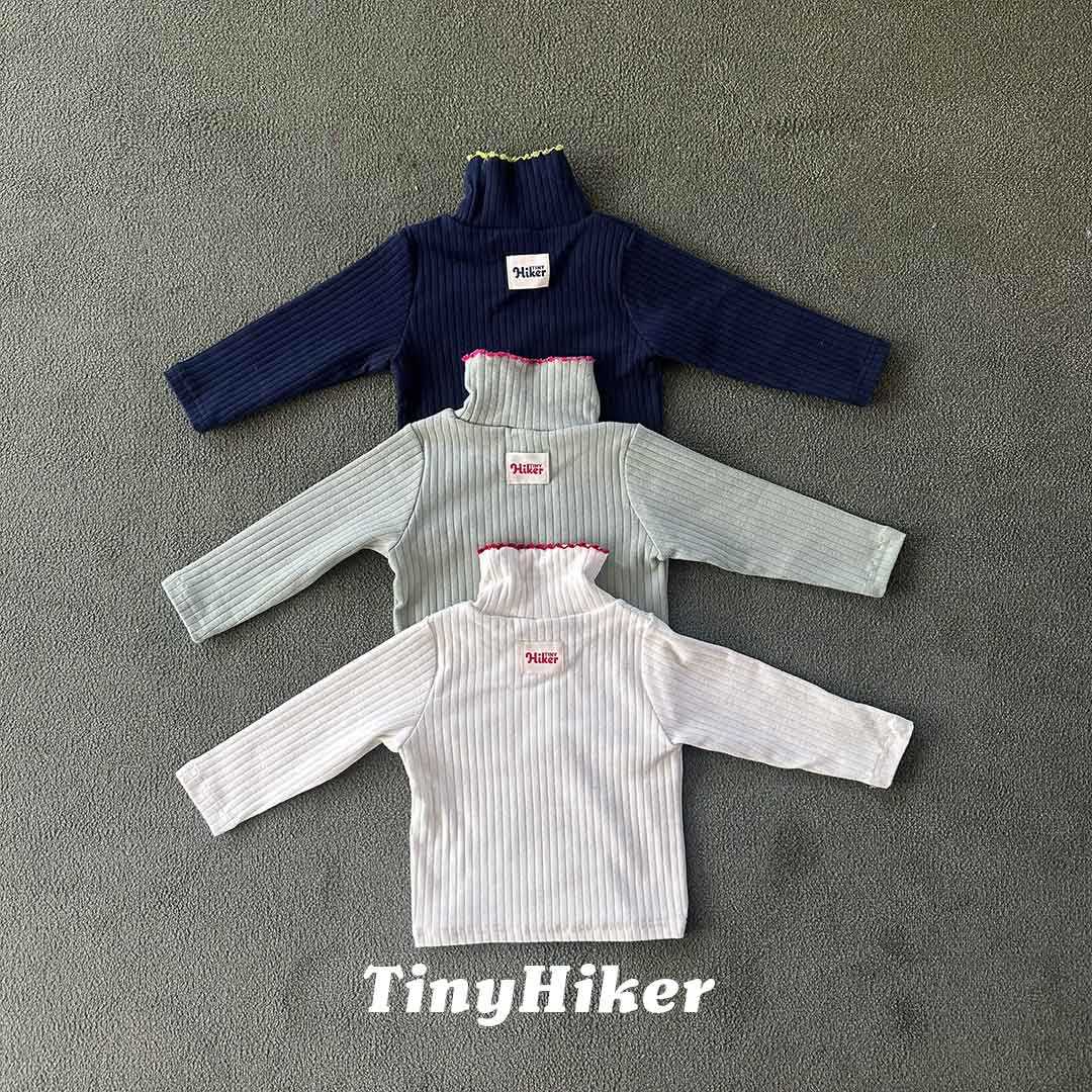 Duckfit Pincourt Turtleneck Top-TinyHiker-3